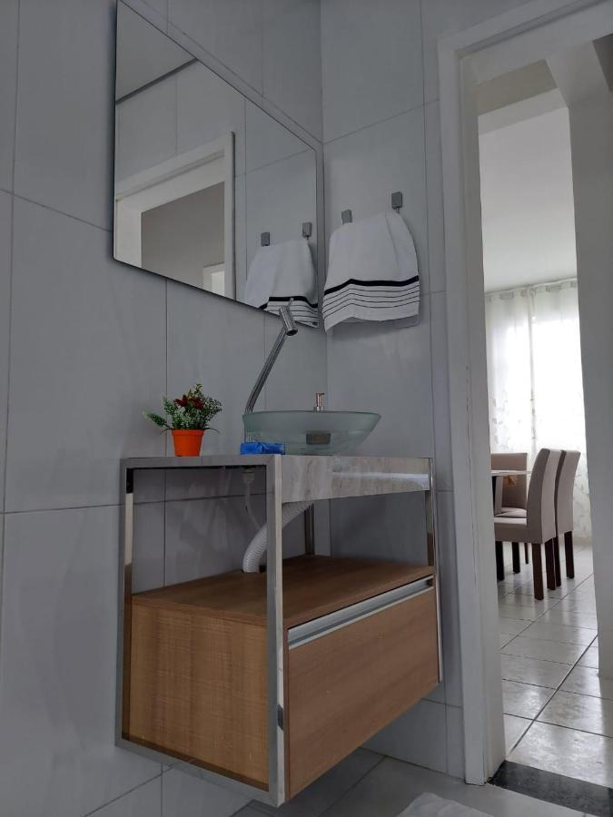 Apartamento Na Barra Avenida Appartamento Salvador Esterno foto